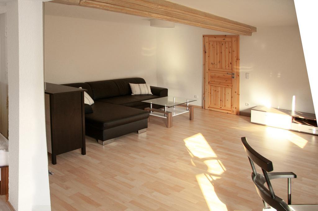 3 Seiten Ferienwohnung Jena Oda fotoğraf